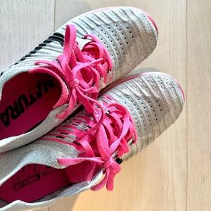 Nike Flynit running shoes